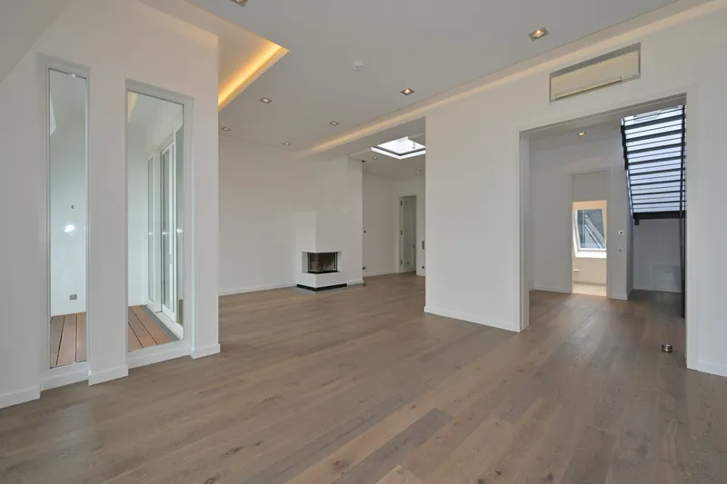 Exklusives Dachgeschoss in bester Lage — photo 1